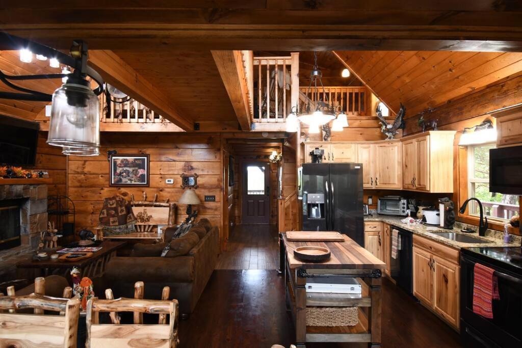 Bear Country Cabin Sevierville Eksteriør billede