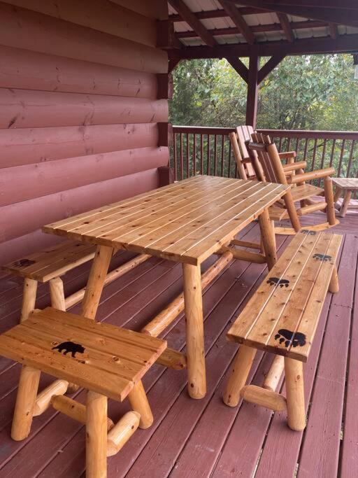 Bear Country Cabin Sevierville Eksteriør billede