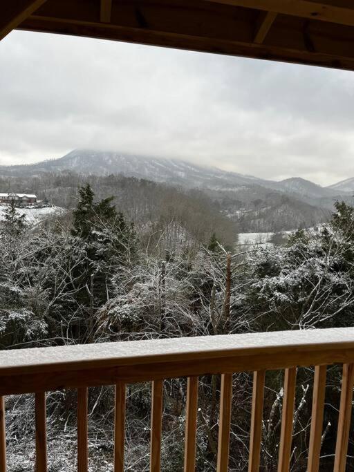 Bear Country Cabin Sevierville Eksteriør billede
