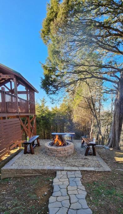 Bear Country Cabin Sevierville Eksteriør billede